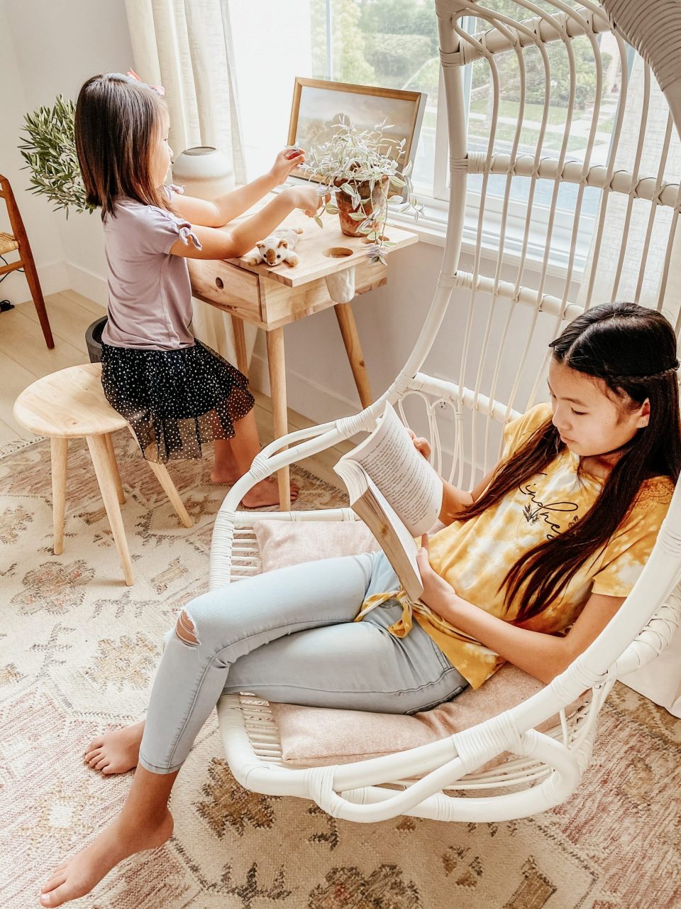 Cozy space and creative space for the girls