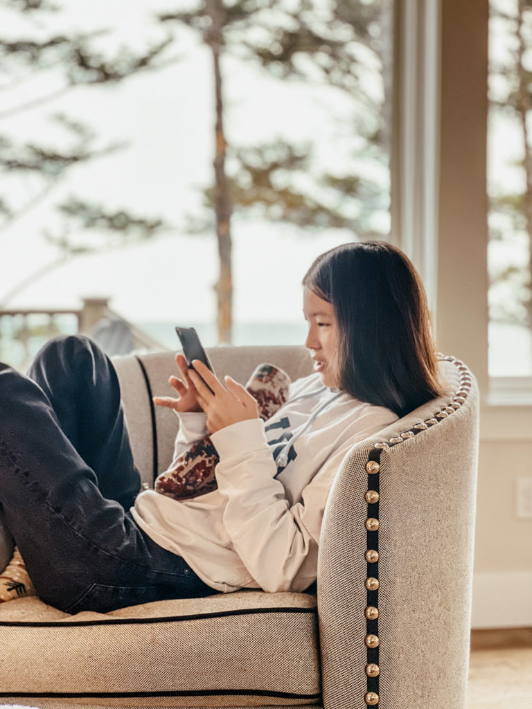 Quality Time can definitely be a Challenge with phones involved