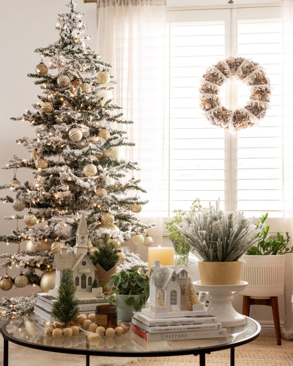 Stay in the designated 'zone' when adding decor to rooms